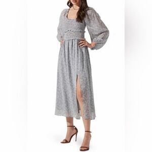 ASTR Maxi Dress in Soft Blue Floral Large